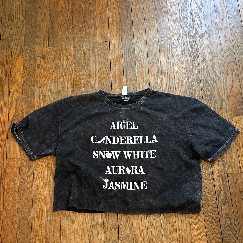 Disney Black Tee with Princess Names Box Lunch XXL NWOT